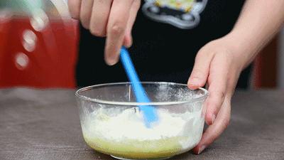 最简单小奶糕怎么做不用淡奶油,全套小奶糕