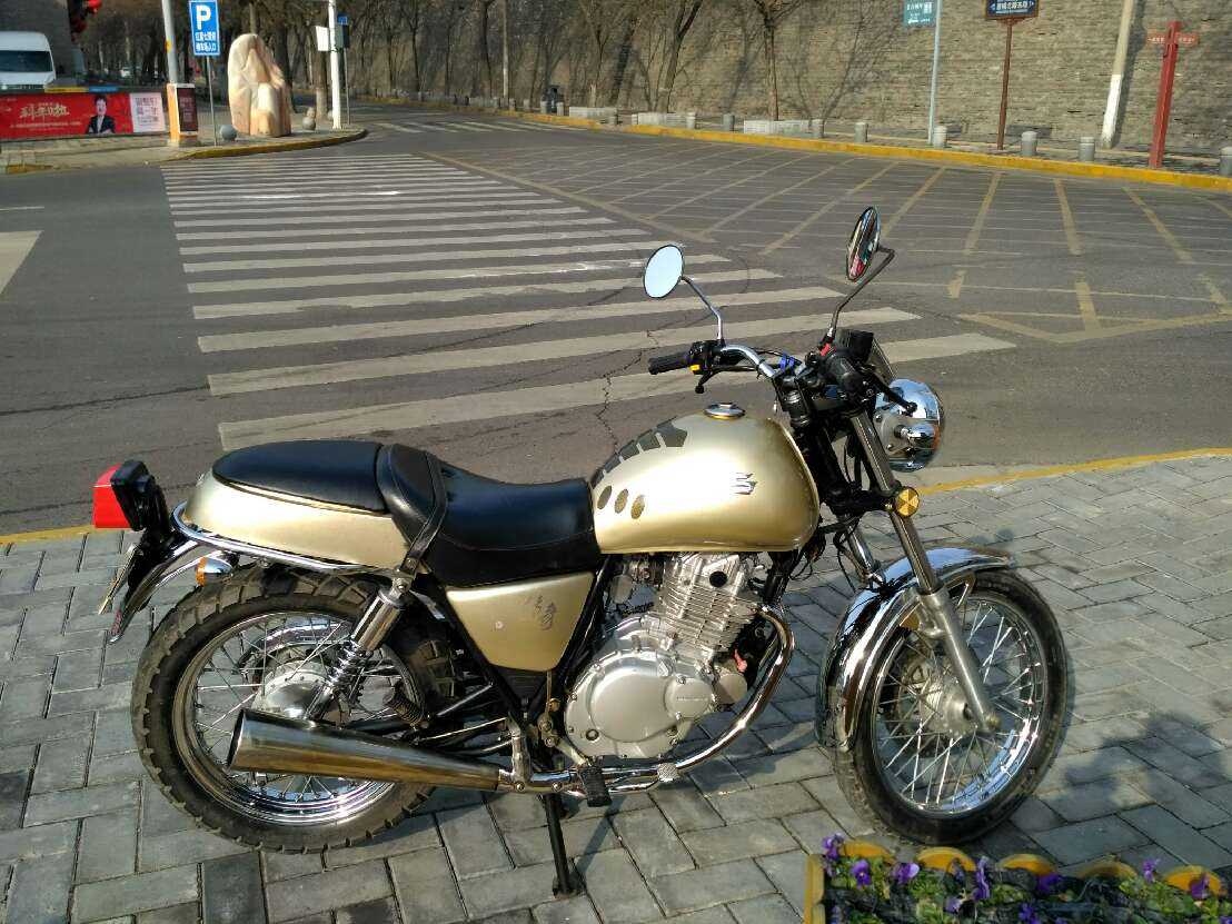 铃木250三兄弟哪个适合摩旅,铃木250三兄弟对比