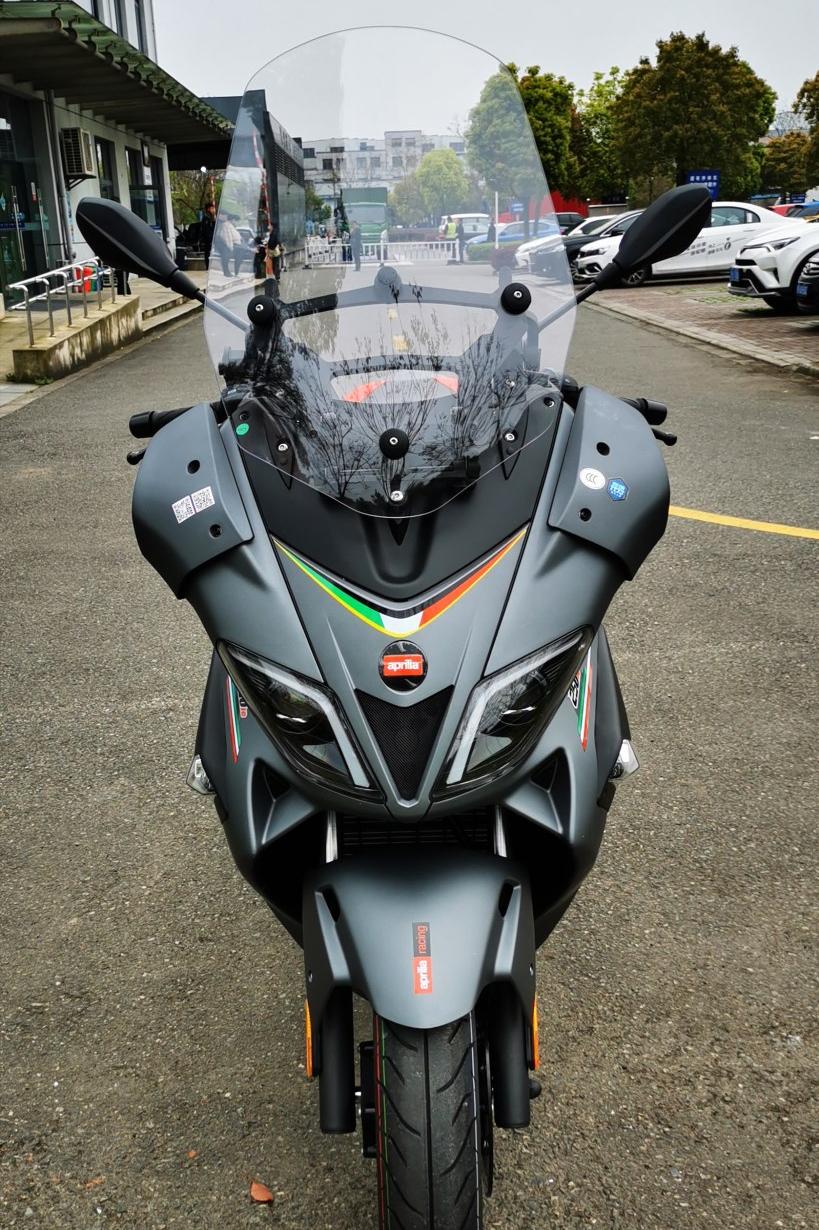 阿普利亚srmax250质量好不好,阿普利亚srmax250和300区别