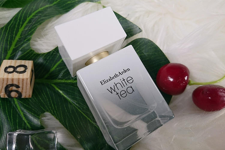 伊丽莎白雅顿第五大道香水限量版,伊丽莎白雅顿香水怎么样