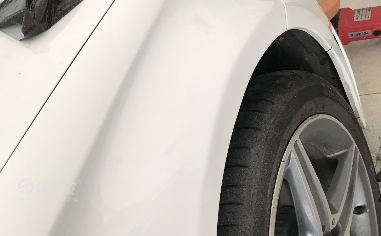 新车被撞凹了怎么办？这个方法可以不喷漆完美复原