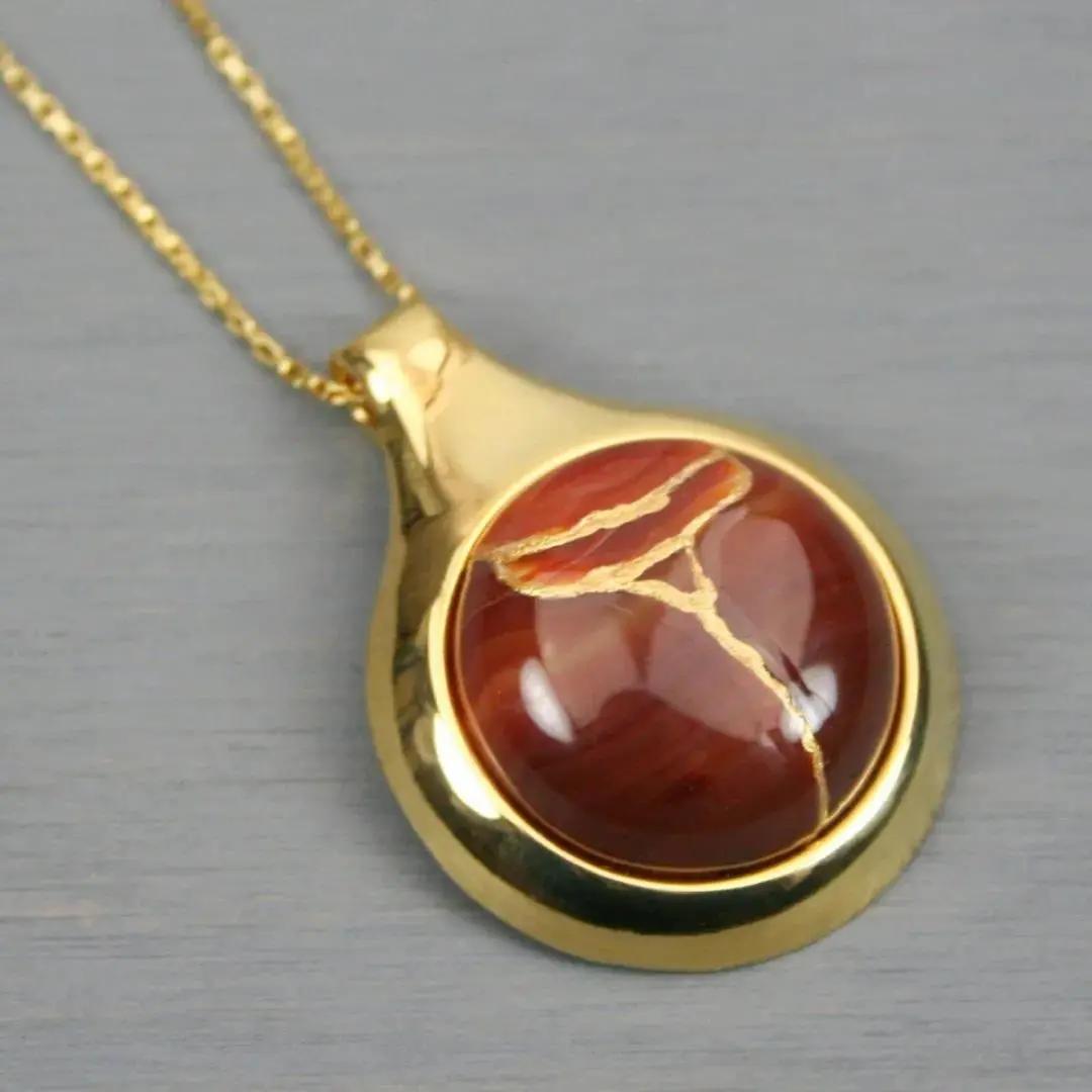 珠宝碎了怎么办,珠宝皮裂怎么修复