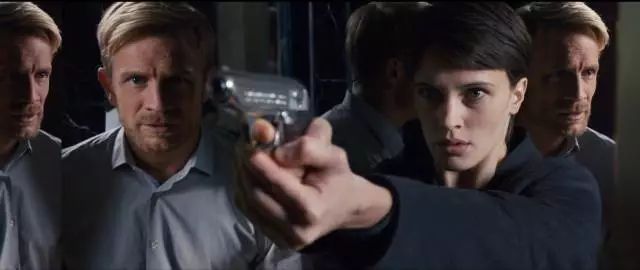 双面情人的视频,双面情人内容