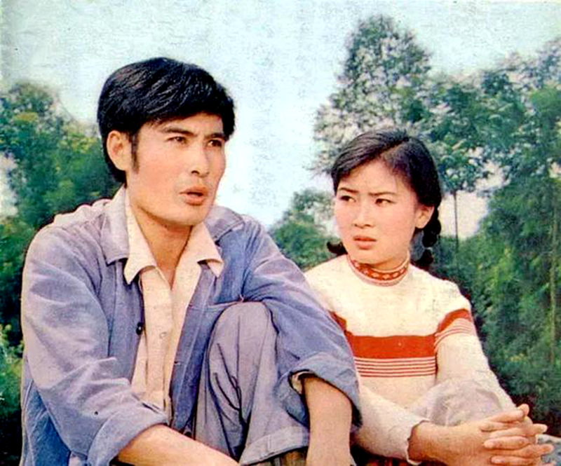 80年代著名女演员，与达式常周里京同获金鹰奖，息影多年近况如何