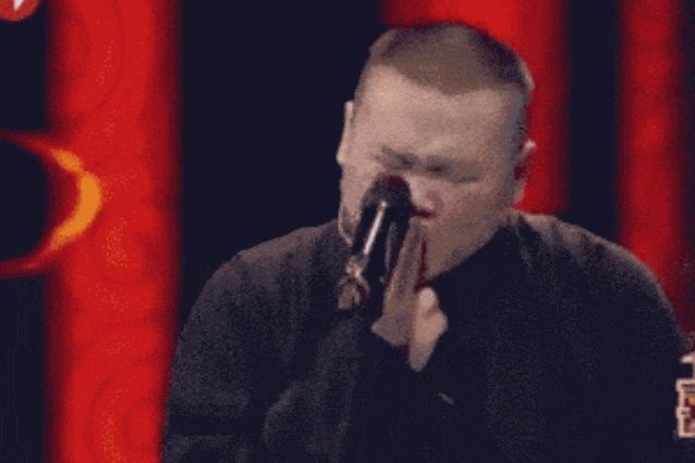 20年烟民的老尴尬竟然让锤子FLOW*子烟电**给治了