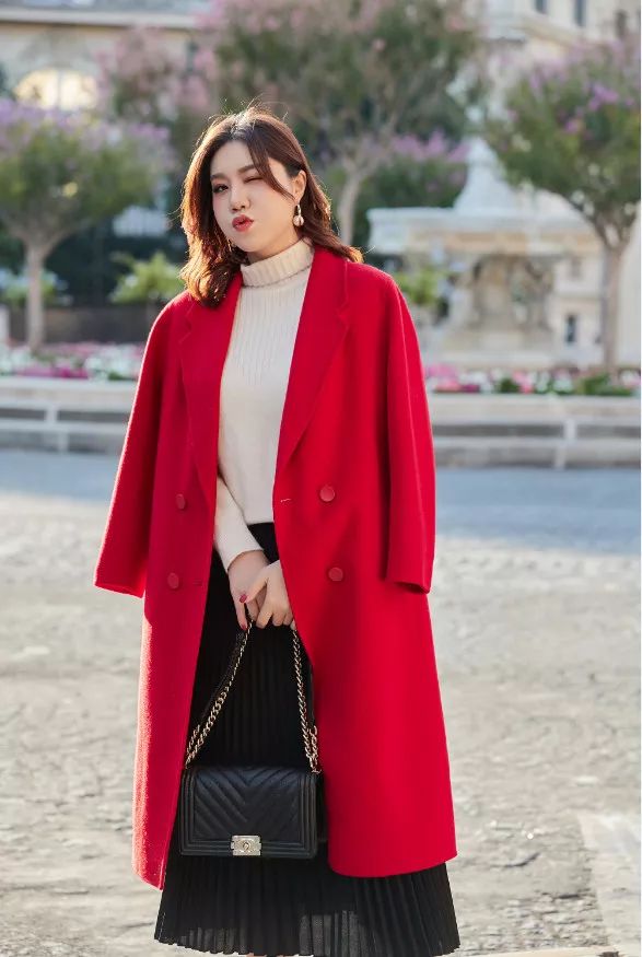 谁说胖女孩不能美?这样穿搭照样美爆炸