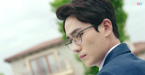 镇魂超级好看，拢龙演的真棒！期待重启