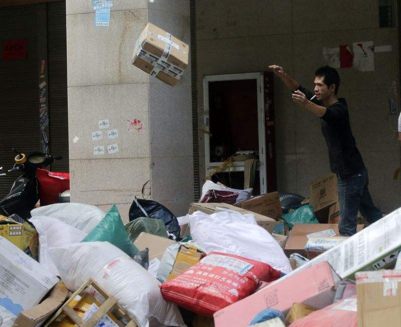 快递包裹损坏的原因,快递包裹损坏是什么套路