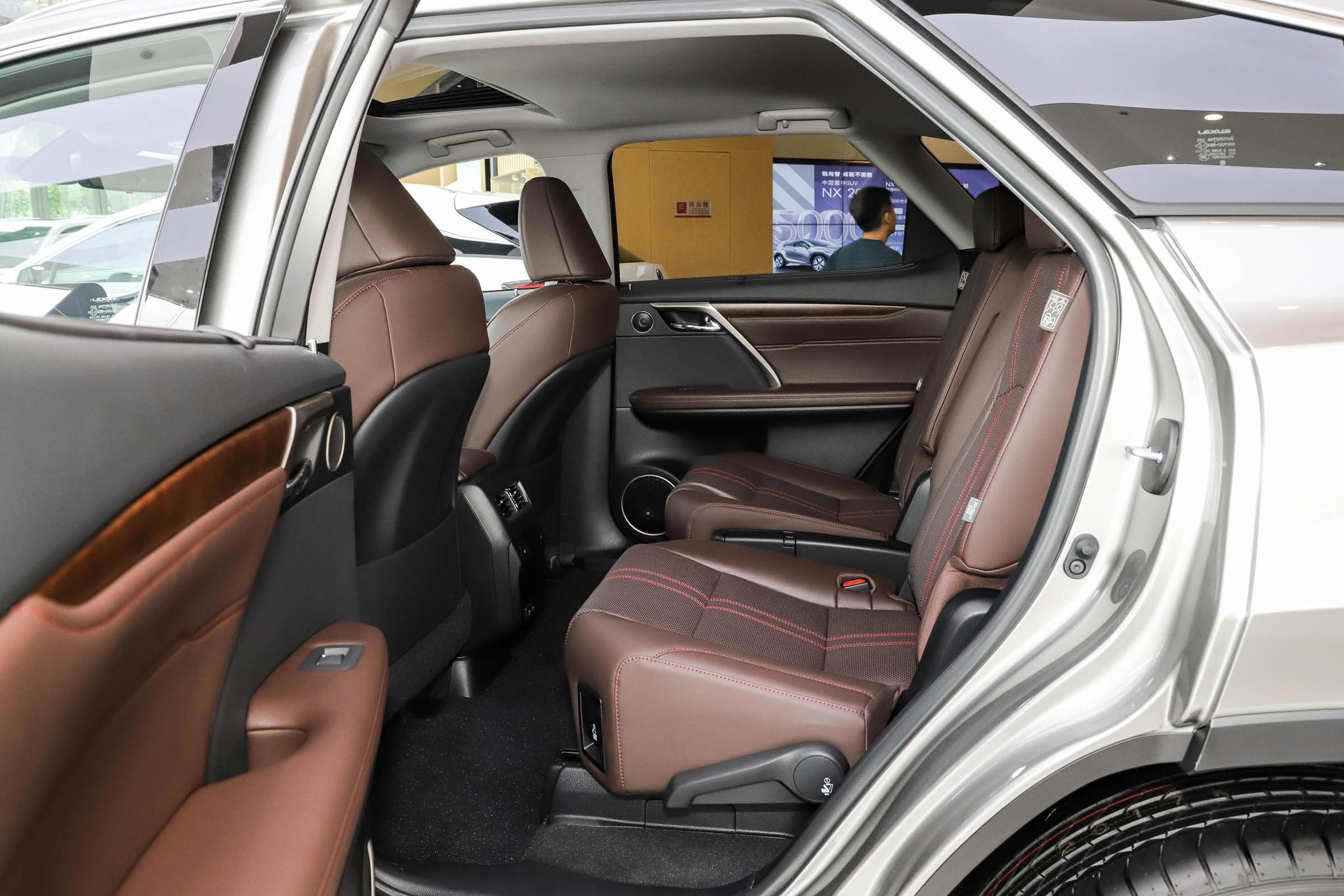 75万买宝马x5,雷克萨斯rx450h和宝马x5对比