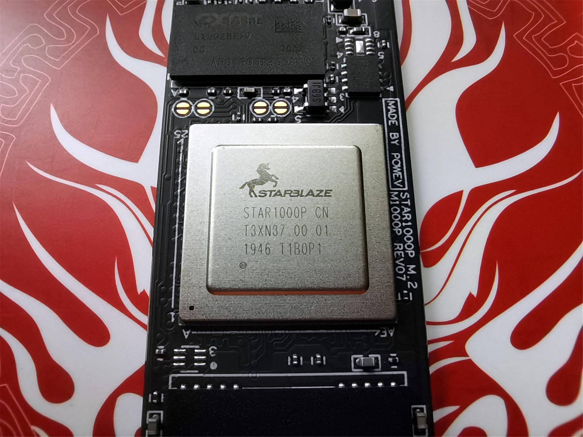 光威弈pro和致钛sata,光威弈pro和天策有什么区别