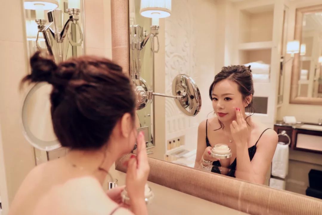 章小蕙推荐的淡斑好物,章小蕙分享化妆品