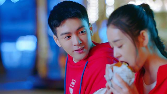 父母给你生了个弟弟你会什么感受,妈妈给你生个弟弟你同意吗