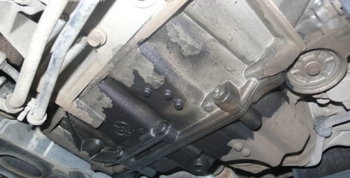 汽车漏油五大妙招轻松帮你解决,车辆漏油是大问题还是小问题