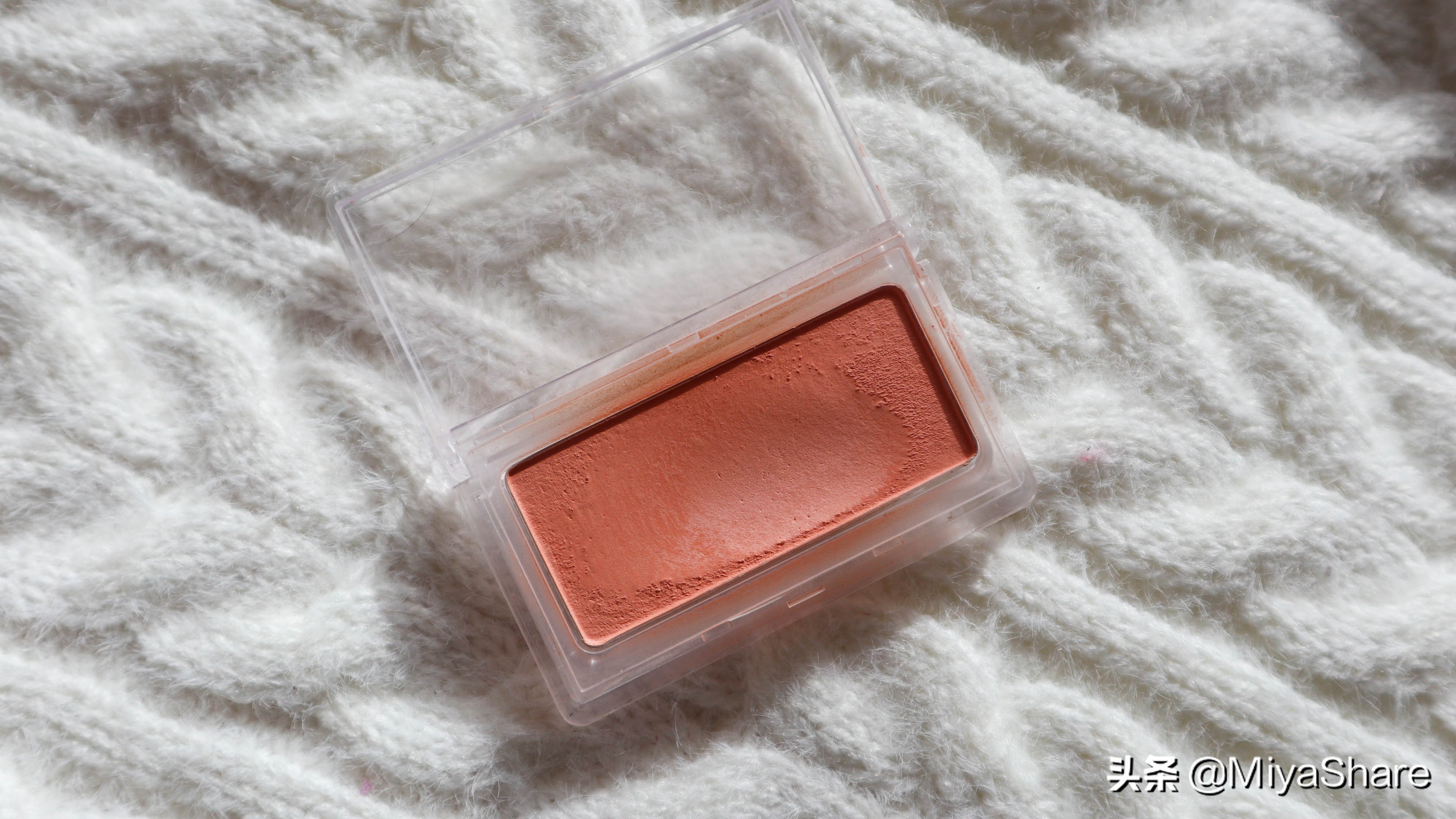 最近最火的彩妆单品推荐,2017年度爱用品专柜篇