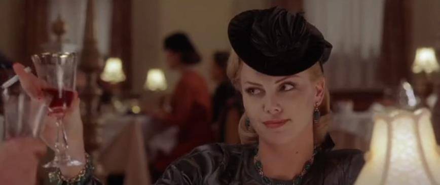 以小见大！《巴黎烟云》展现不同乱世红颜，小视角也能展示大残酷