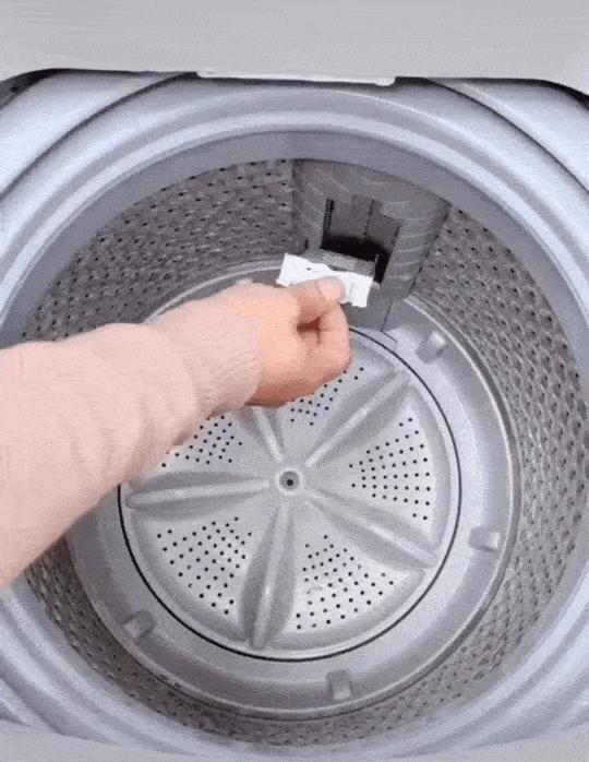 衣服经常洗总是穿上会痒,晚上脱了衣服就浑身痒是怎么回事