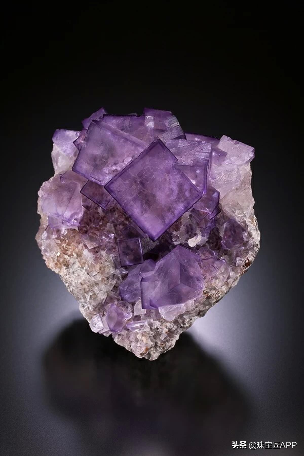 100种紫罗兰宝石图片,各种宝玉石原石名称与图片