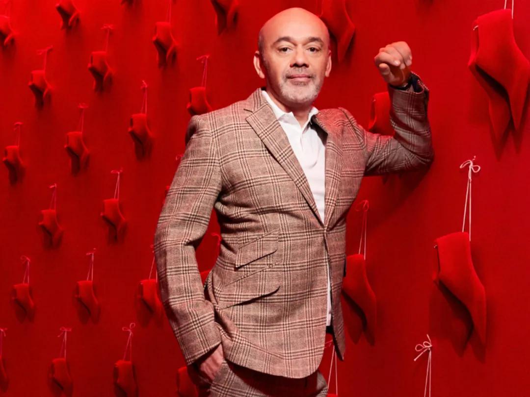 谁设计的奥运队服,奥运会战袍设计