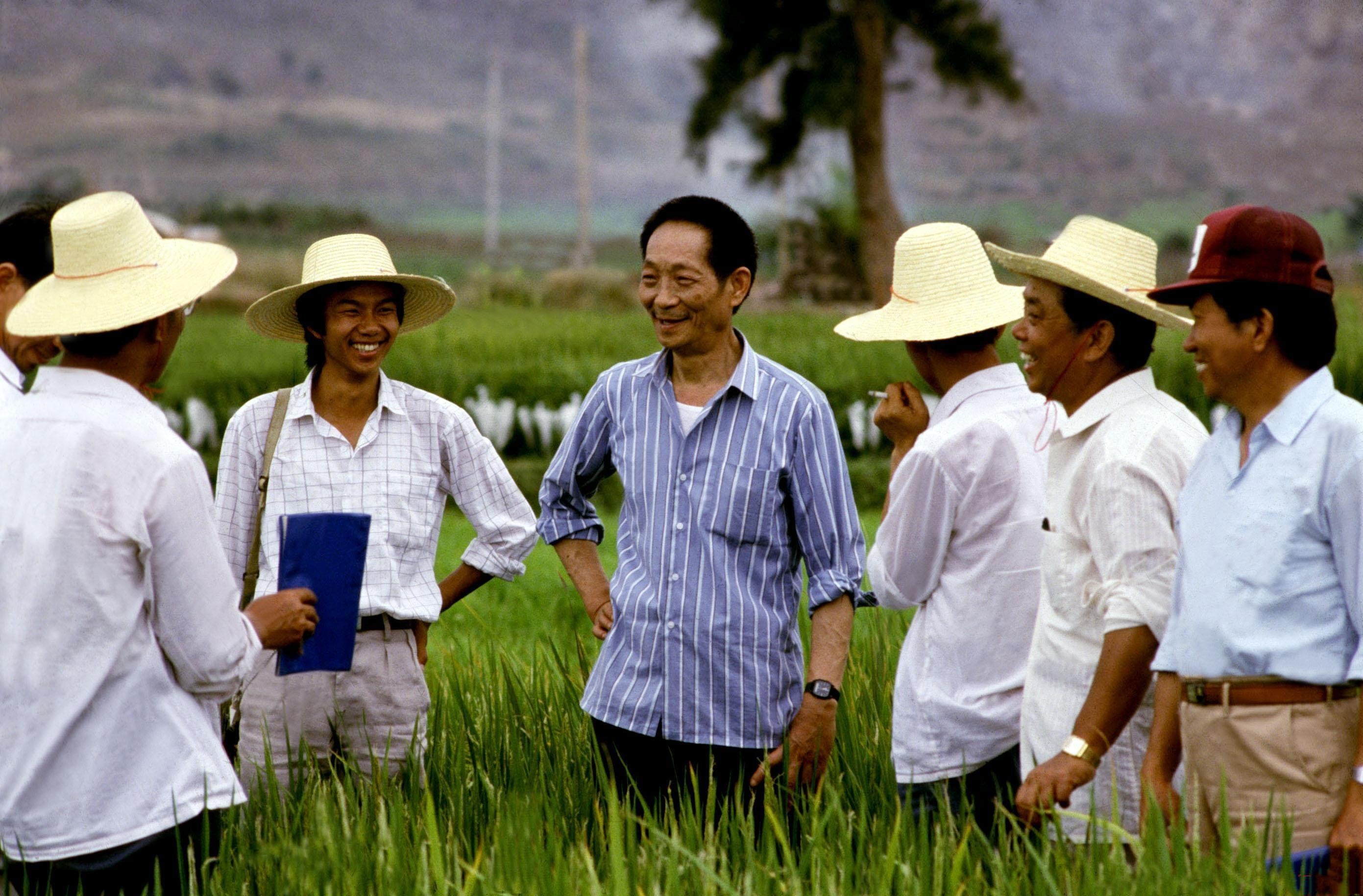 回顾2020年10位离世的名人,2022年逝去的14位名人