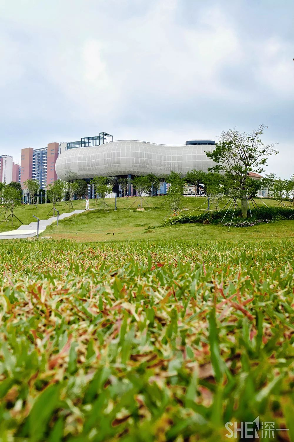 深圳5号地铁线附近的公园,地铁直达的深圳商圈