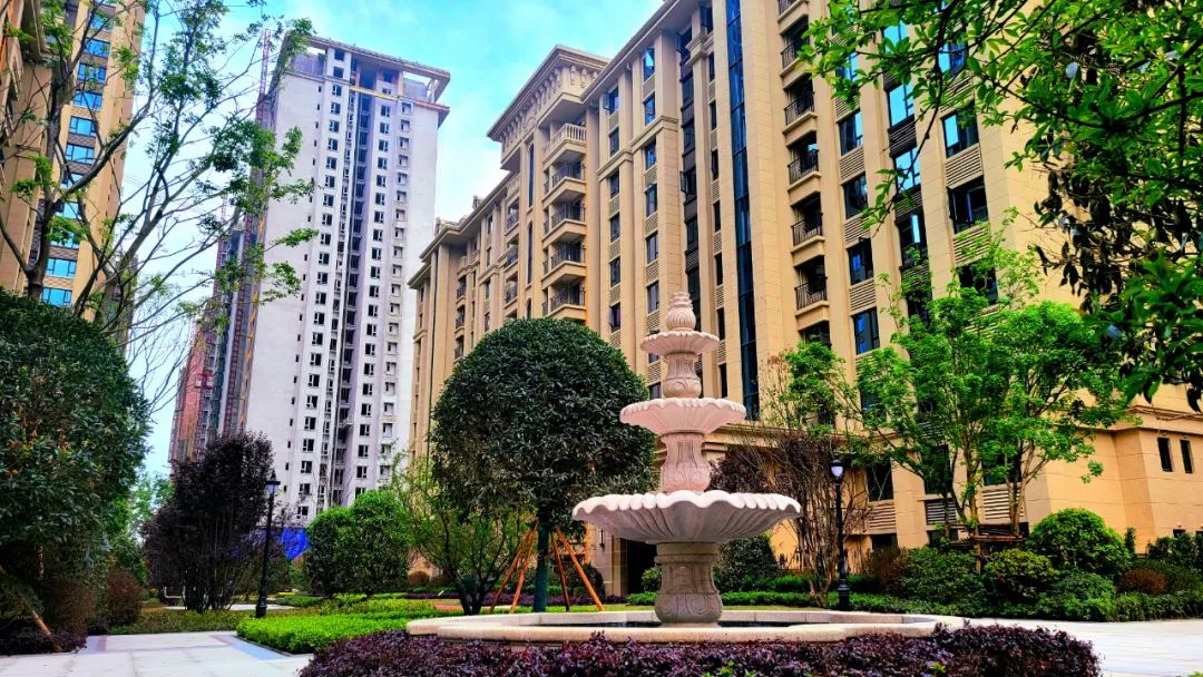 四月芳菲醉喜迎学子归,新鸥鹏教育小镇哈佛公馆游玩