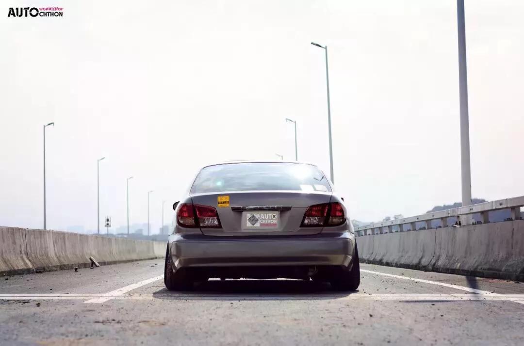 02年日产风度a33价格,02年日产风度a33驾驶体验