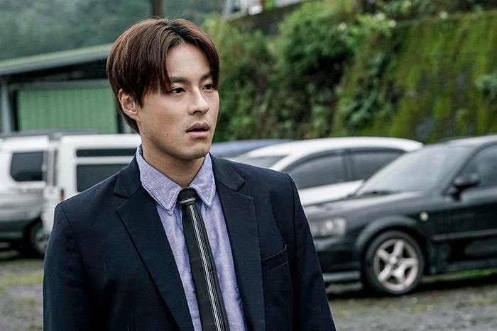 为了买2000万的房子,每天只花30块钱,那个AA制买房的女孩出轨了