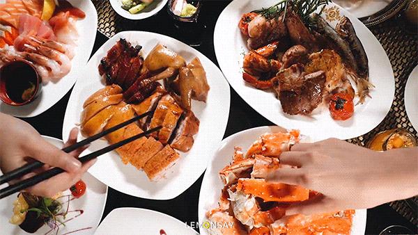 佛山三水又一加州风情温泉酒店，阳台直通泳池，网友：玩到不想走