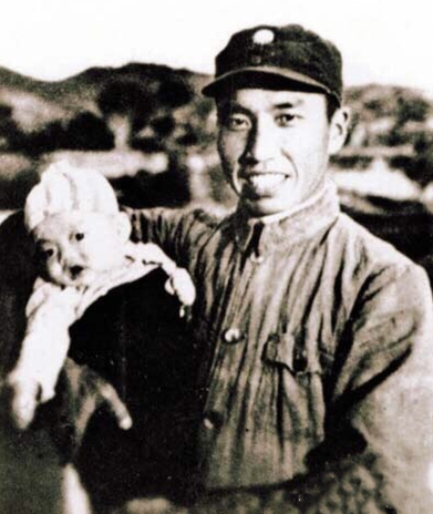 左权女儿彭总养女，以优异成绩考入哈军工，政审没通过，陈赓怒了