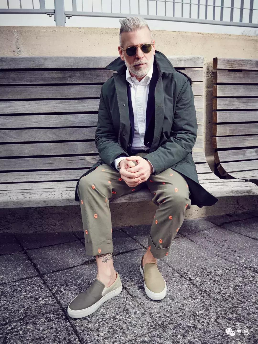 改装劳力士碳纤维值得买吗,改装劳力士只有机芯是原装能买吗