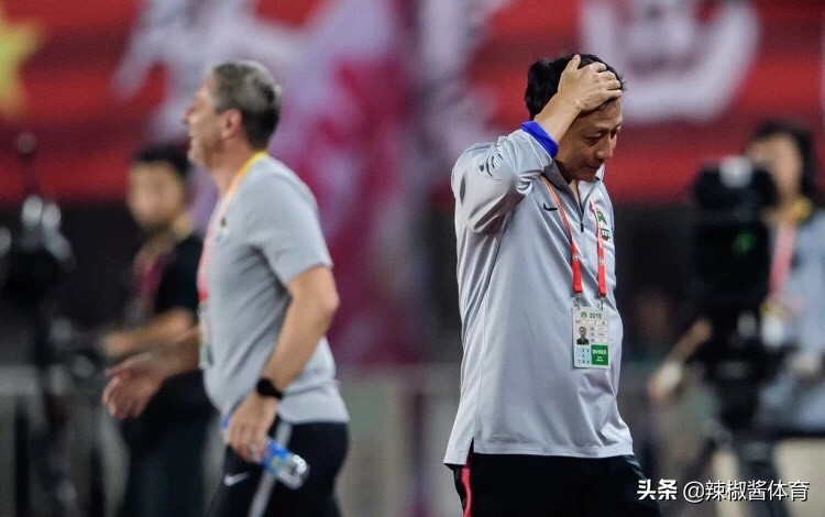 王宝山防守苏宁泰达,李玮锋受命保级成关键