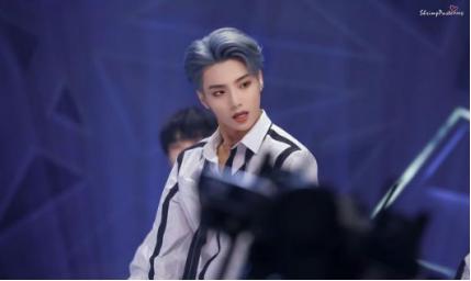 李振宁出道视频完整版,李振宁成长经历