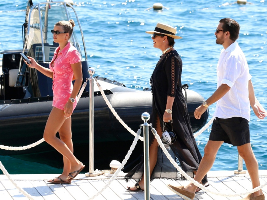 索菲亚身材美照,索菲亚年轻漂亮照片