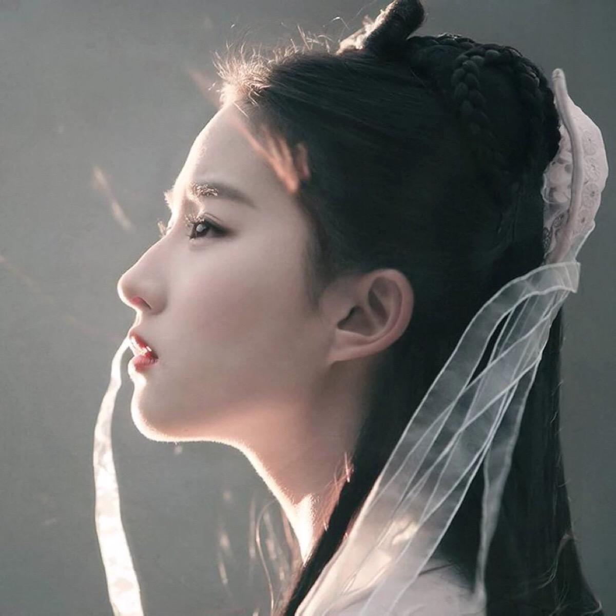 如何护肤让皮肤不再黑黄,女人皮肤好的秘诀就是少护肤