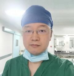 手指肌腱受伤伸不直多久手术合适,手指肌腱轻微损伤怎么治疗