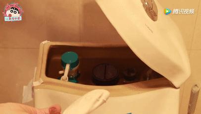 不锈钢楼梯扶手油污清洁小妙招,清洁厨房纱窗油污的小妙招