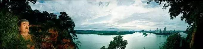 乐山大佛为何不属于石窟,乐山不止有大佛还有美食