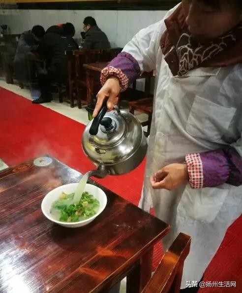 隐藏在小巷里的美食小店,藏在犄角旮旯的美食