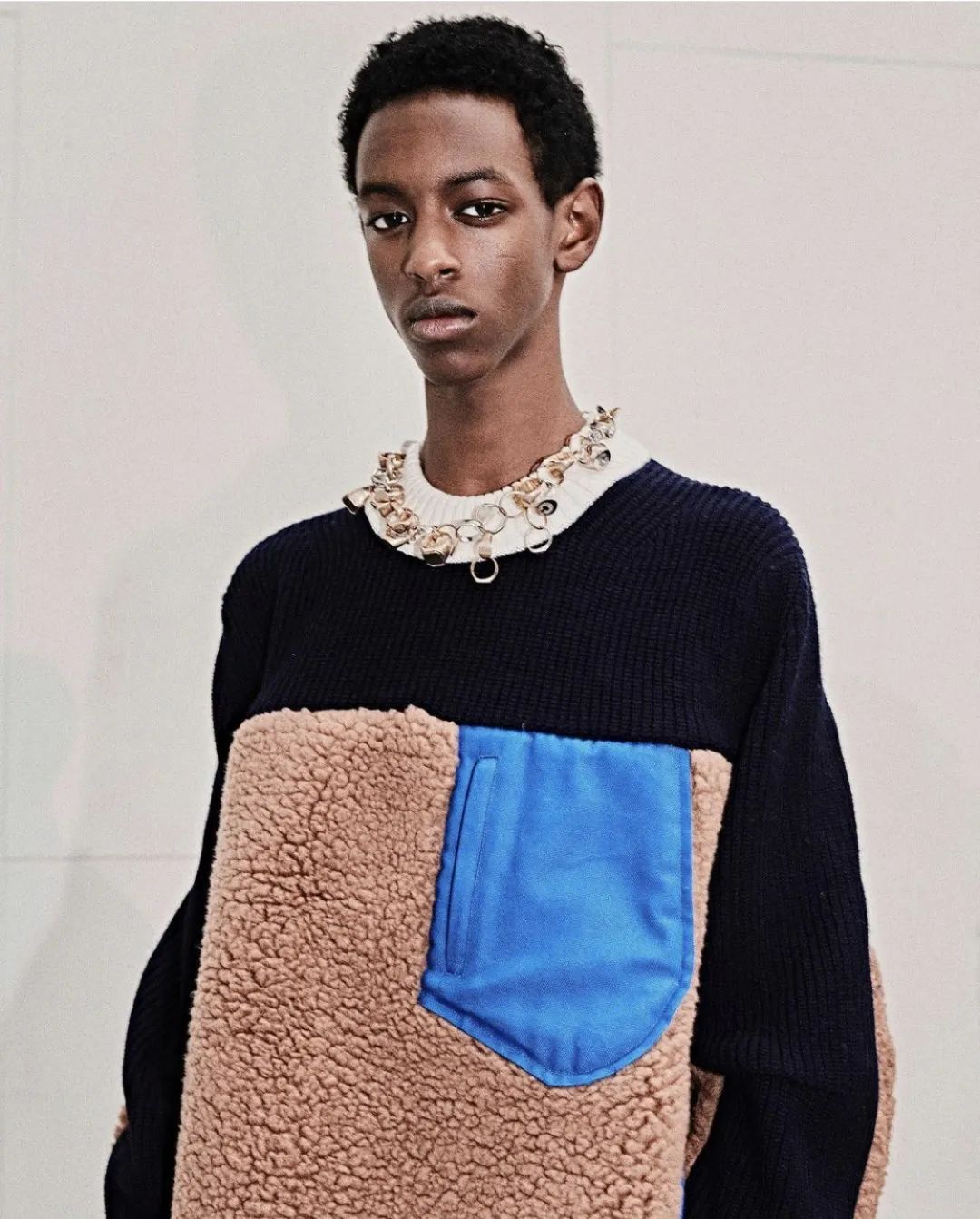 再不穿这3种花样毛衣，有点说不过去了吧？