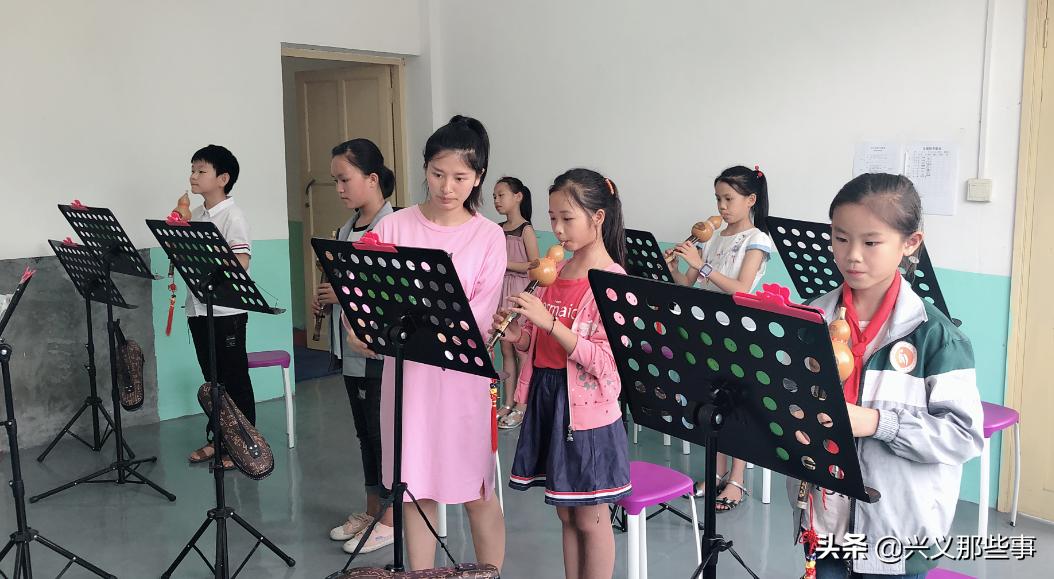 兴义市沧江乡中心小学六一班,兴义市少年宫