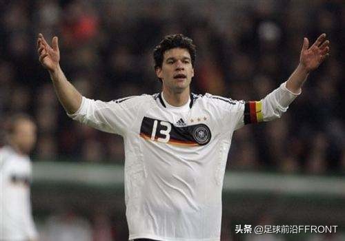 梅西和c罗换球衣,c罗与梅西交换球衣