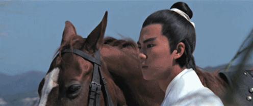 忆香江第一美少年，邵氏唯一“肉弹”男星，把艺术做成终身职业