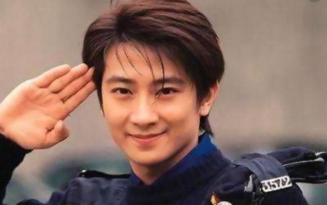 生意赔千万，陷桃色丑闻，“渣男洗白”直播2小时挣7000万