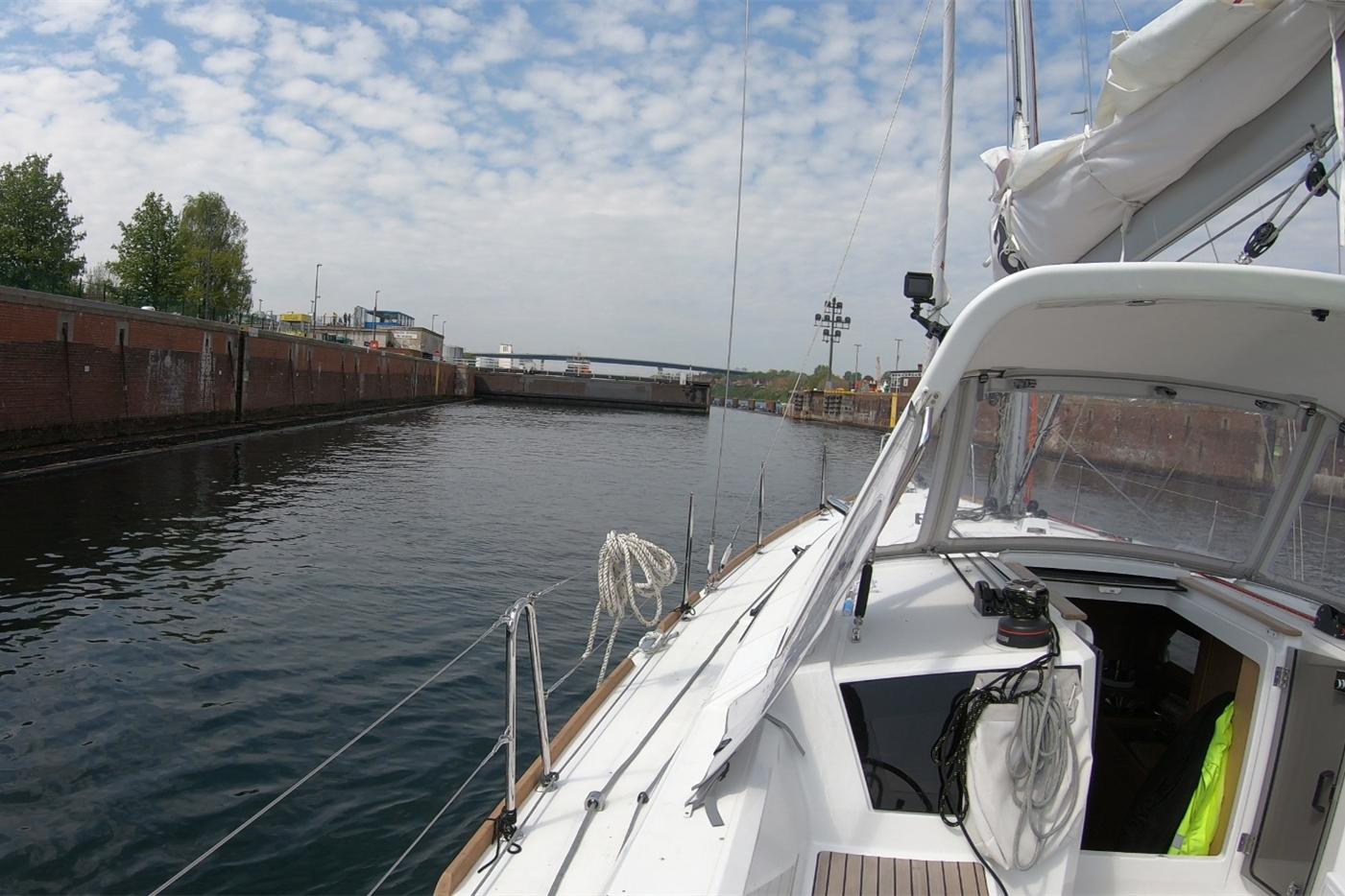 中国小伙的航海日记19,中国小伙航海日记全集