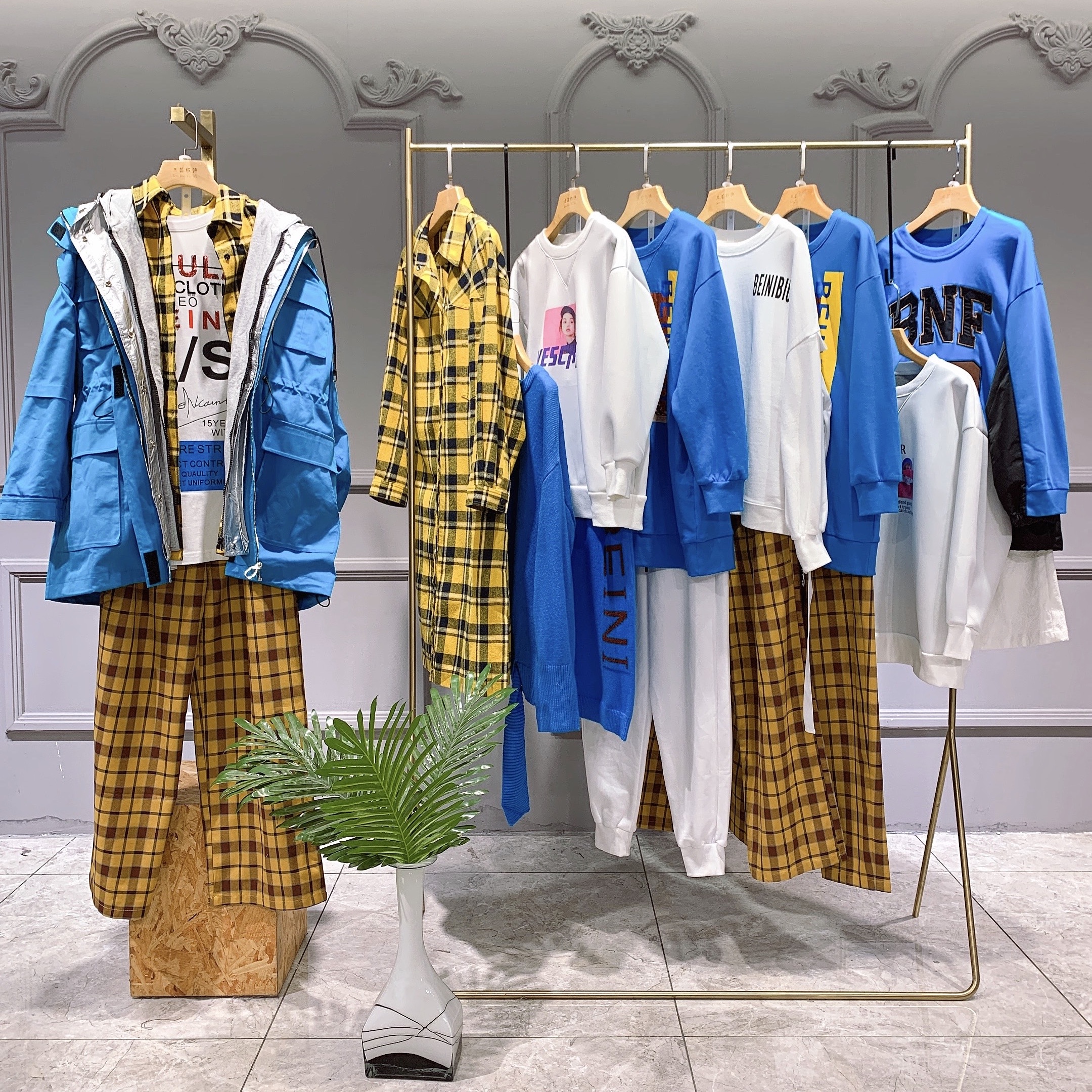 潮牌女装乌丫20秋冬摩安珂直播女装折扣一手货源批发