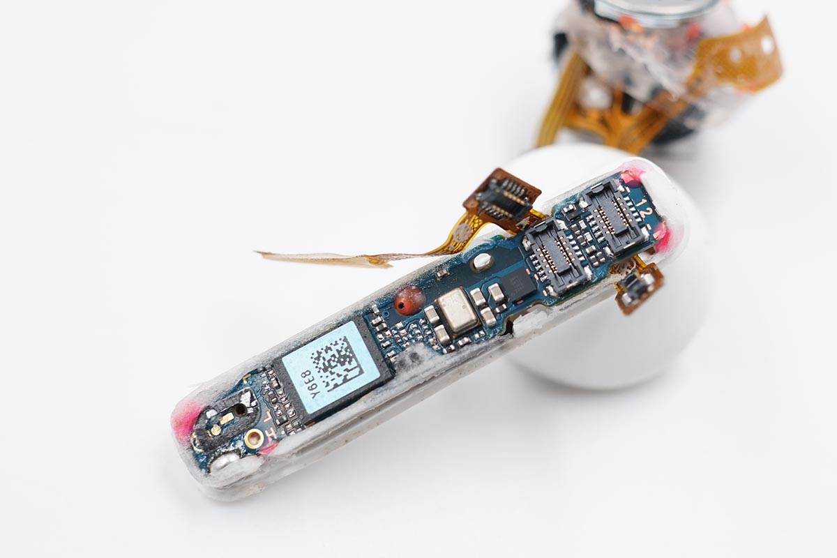 荣耀earbuds2se降噪透传,earbudsx2se与earbudsx2对比