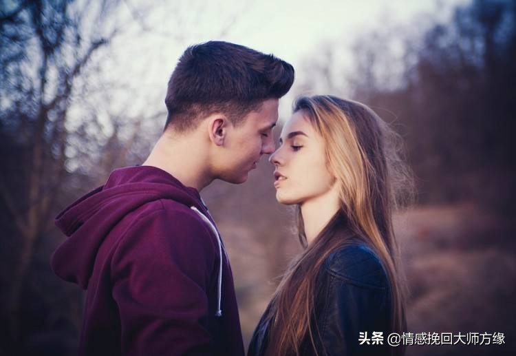 男朋友和别的女的聊暧昧怎么解决,男朋友和别人暧昧聊天怎么恢复