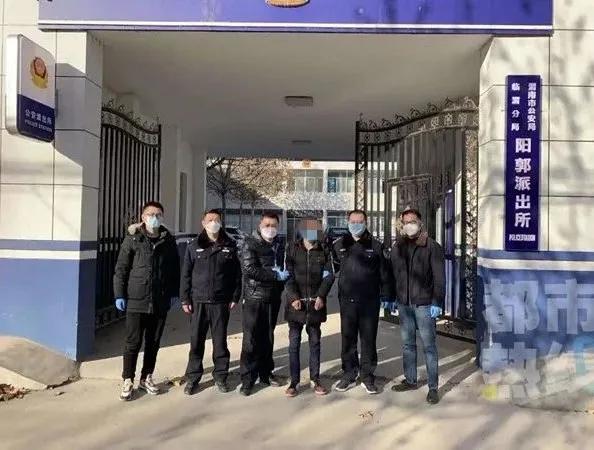 卖口罩诈骗10000元小伙获刑1年,男子以卖口罩为名诈骗130余万元