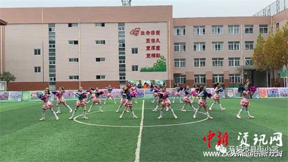 青岛市市长杯颁奖典礼,全市校园足球联赛圆满闭幕