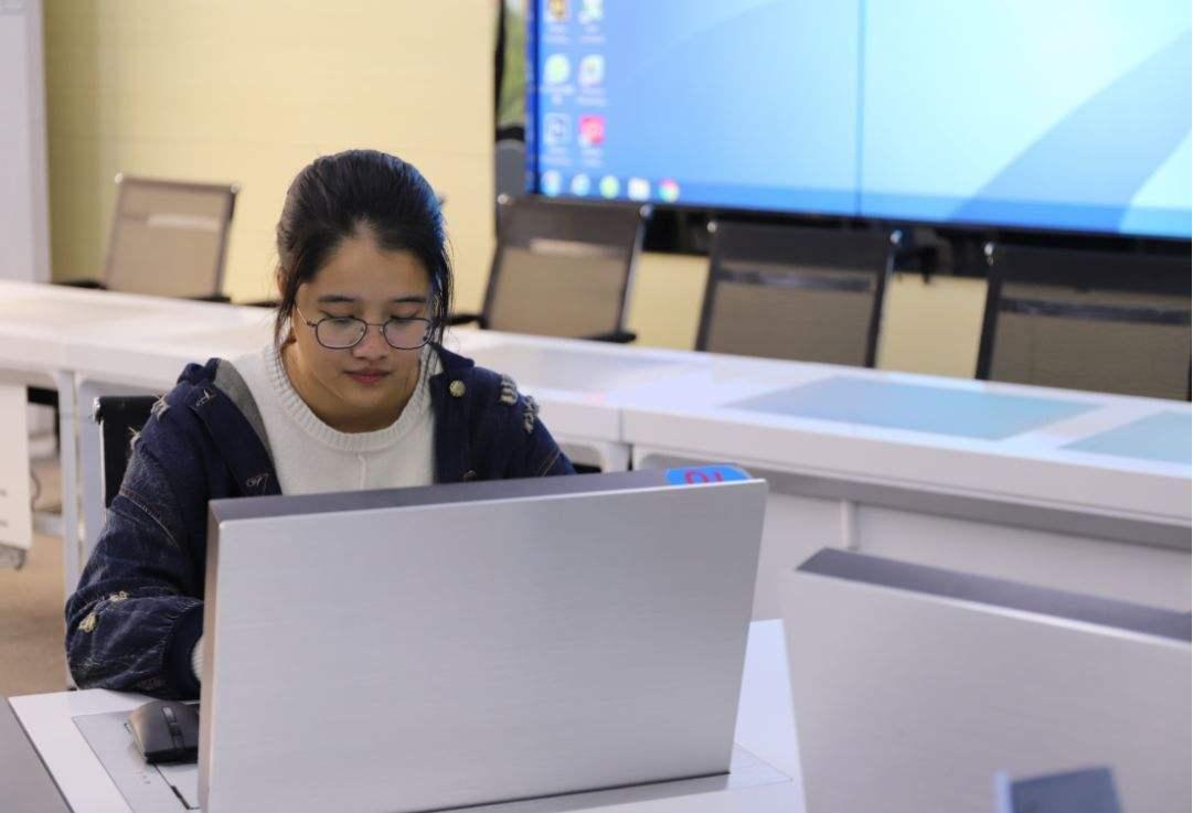 2022年女生就业率最高的十大专业,二本专业就业率排名女生